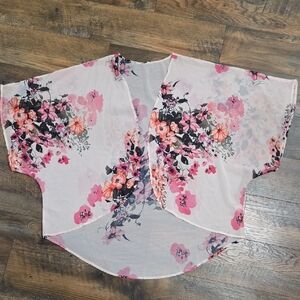 Sheer Floral Kimono Short Sleeve Top
